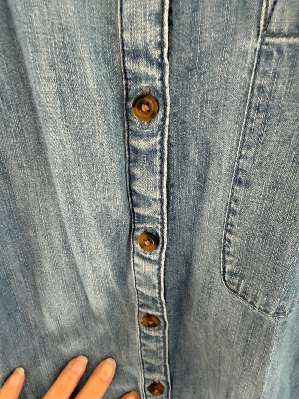 LOFT Women’s Light Denim Button-Down Shirt - Picture 5 of 9